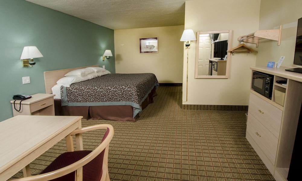 Days Inn By Wyndham Portland Central Extérieur photo